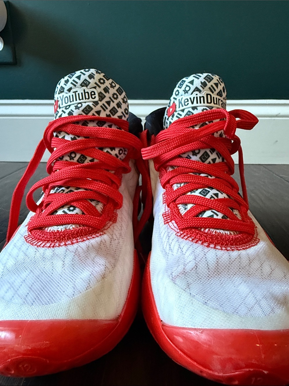 Nike KD 12 YouTube Kevin Durant GS Size 6Y Rare Basketball Shoes